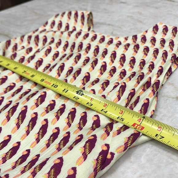 H&M Parrot Peplum Top – Pastel Green with Purple & Pink Parrots | Size‎ 12 - Picture 6 of 11